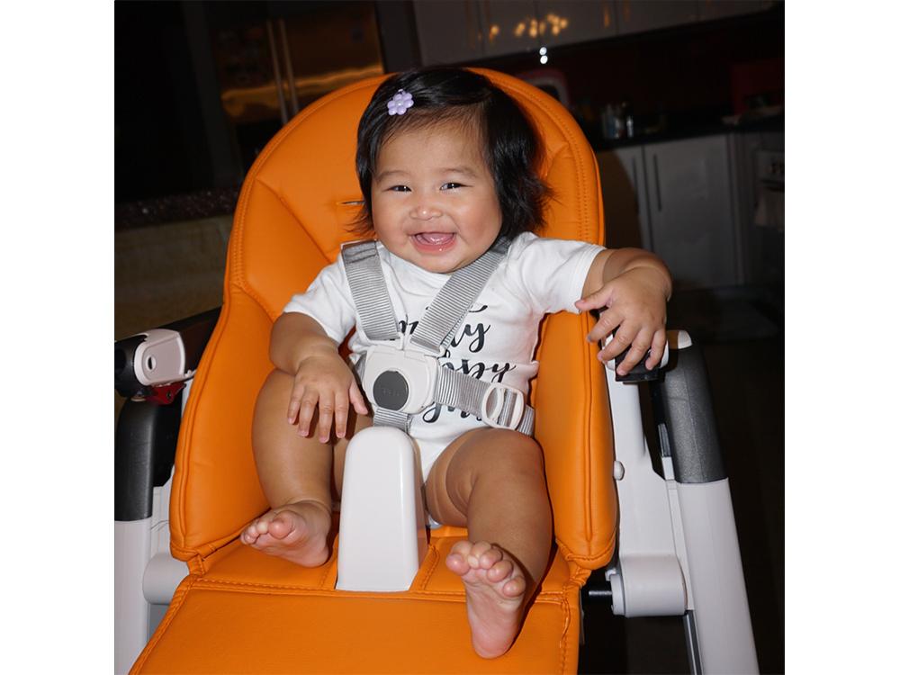 Like mother, like daughter