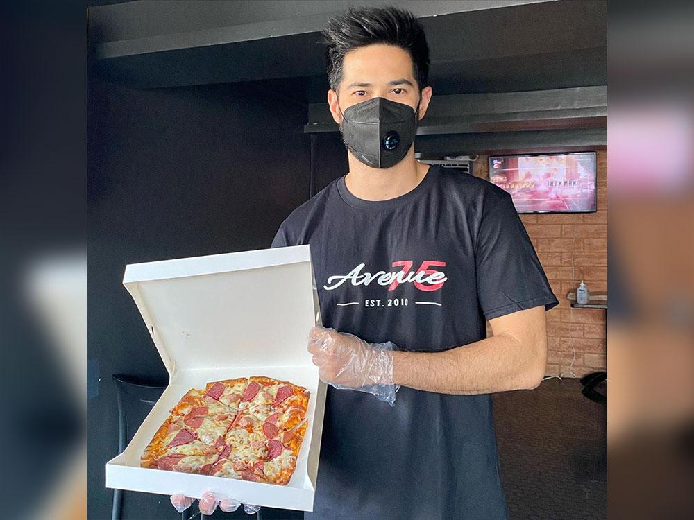 Jose Sarasola, Avenue 75 Sports Bar