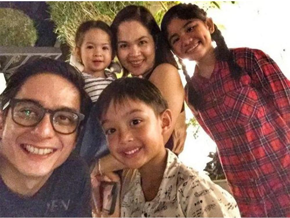 IN PHOTOS: Celebrity families and their Christmas greetings | GMA ...