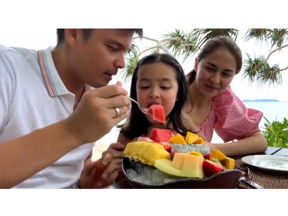 Zia - Filipino fruits