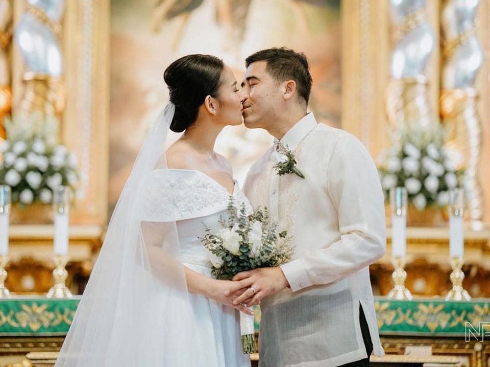 First kiss as Husband and Wife