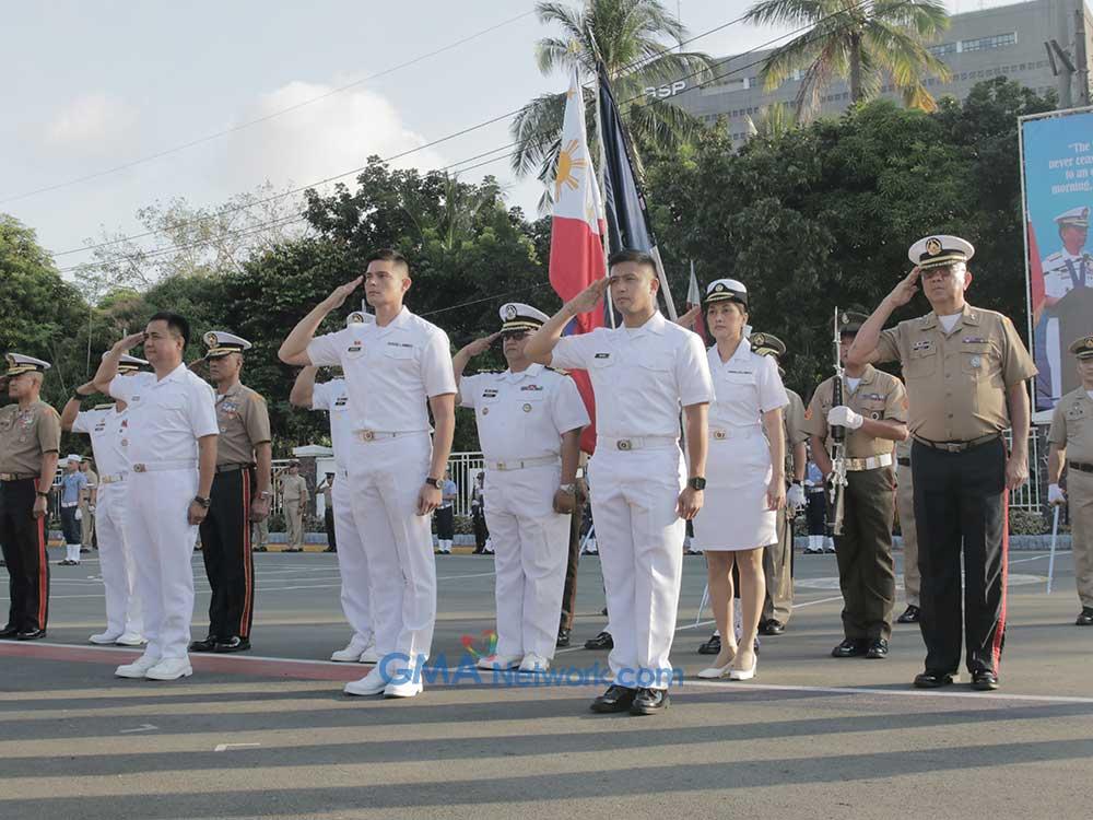 Dingdong Dantes and Rocco Nacino