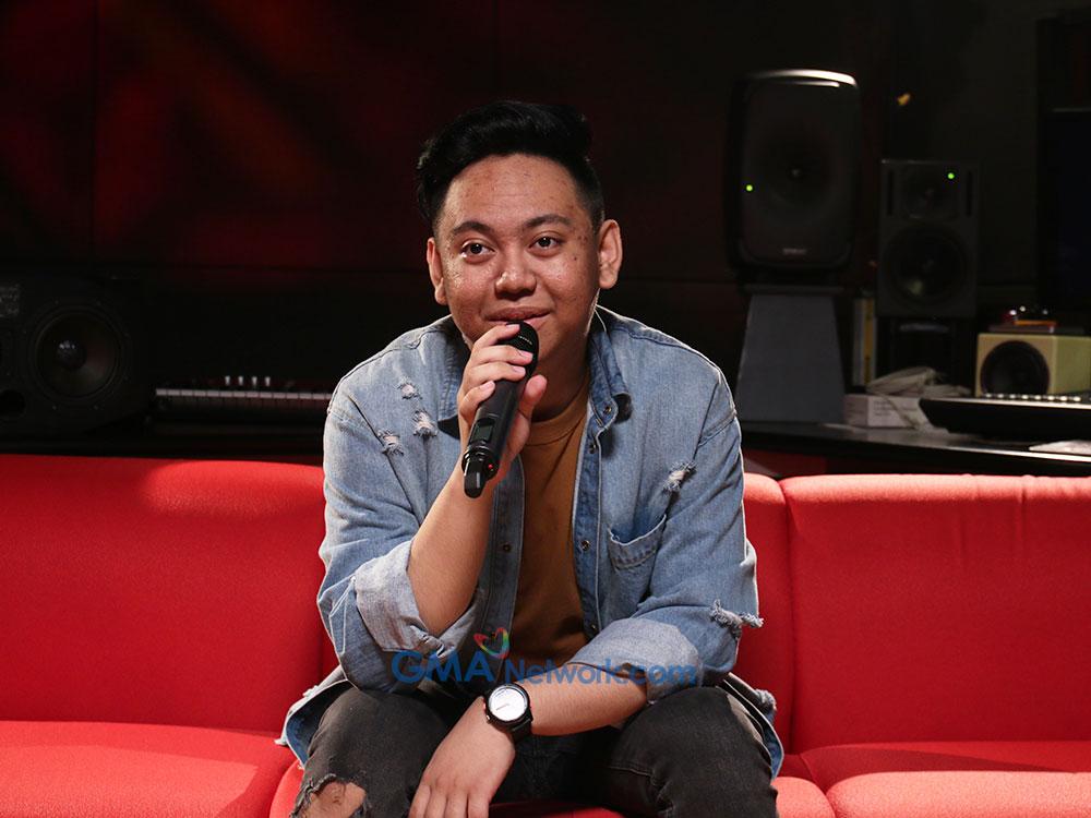 EJ De Perio Playlist Extra