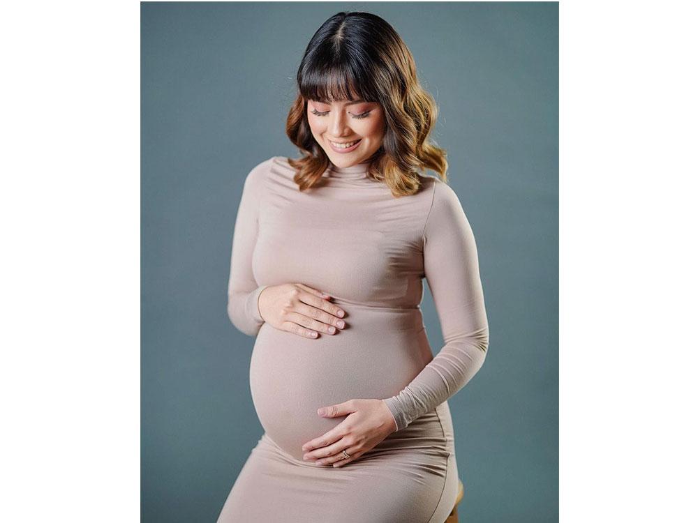 Pregnancy announcement