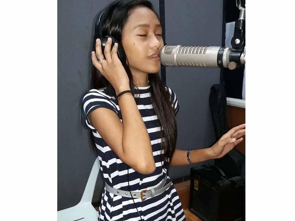 Little girl with big dreams