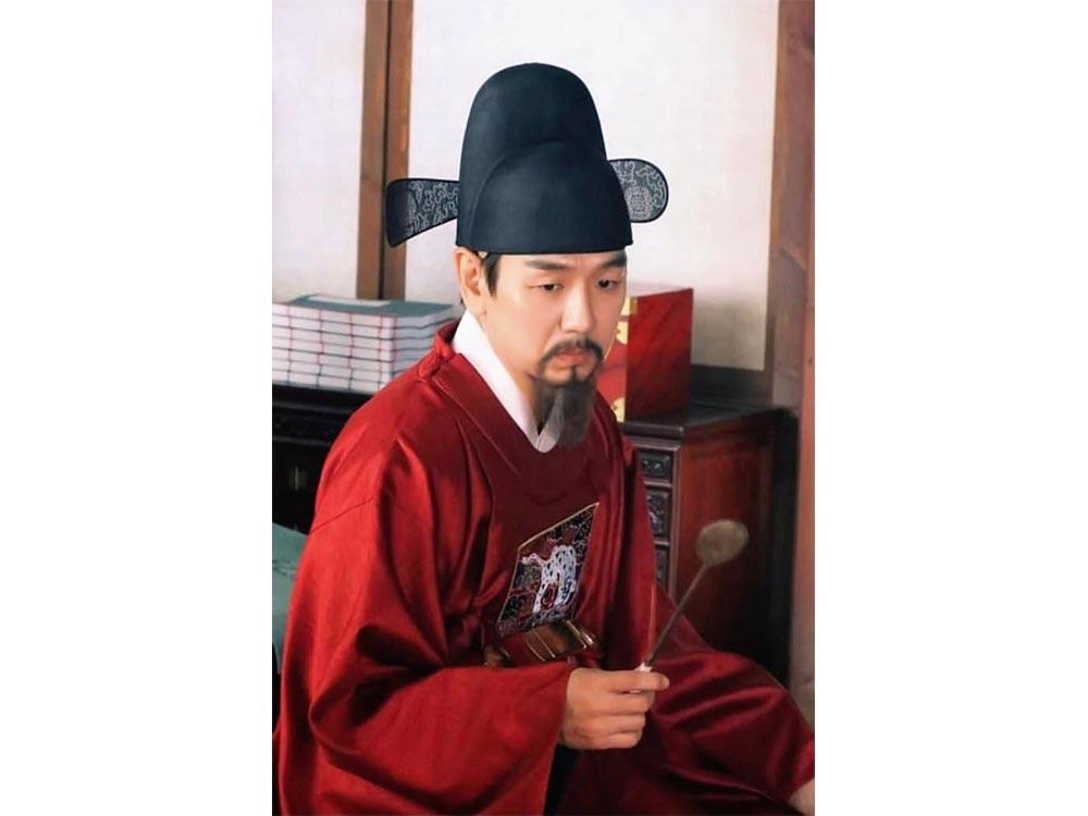 Kim Tae Woo as Kim Jwa-geun