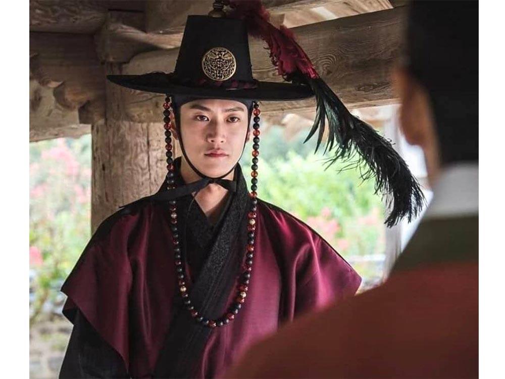 IN PHOTOS: Get to know the cast of 'Mr. Queen' | GMA Entertainment
