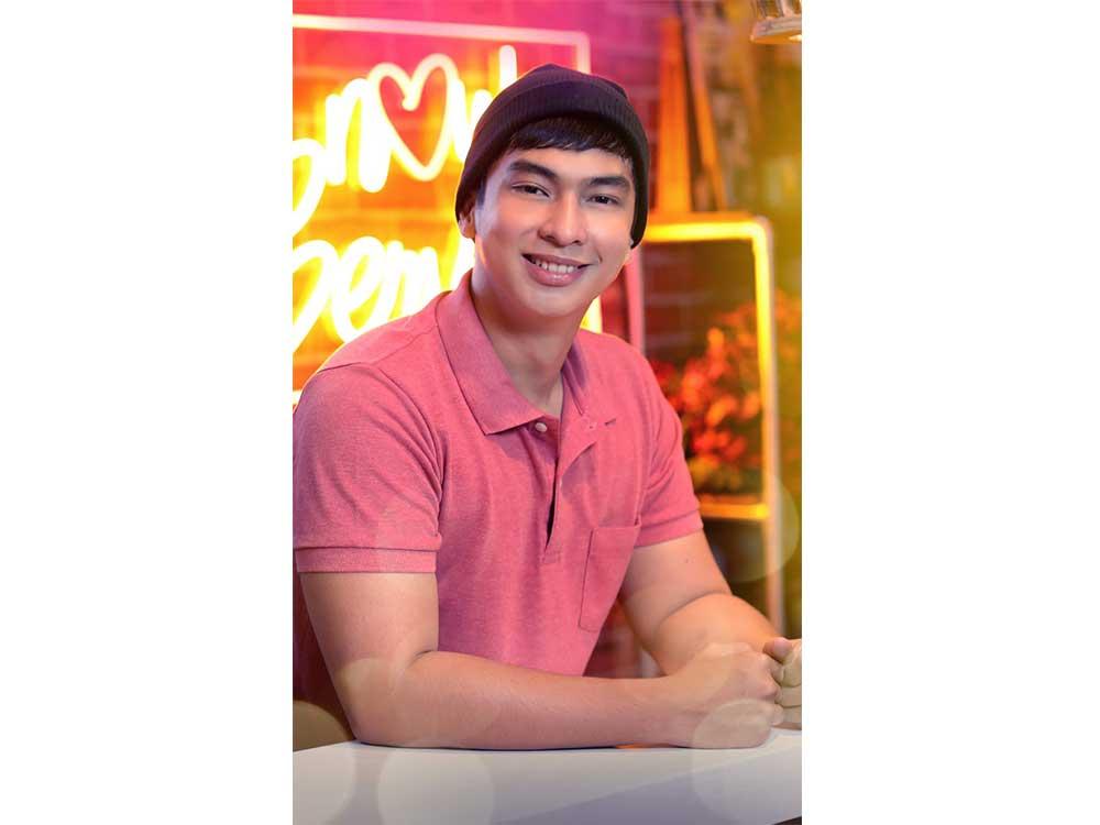 Jamir Zabarte as Buddy Portales