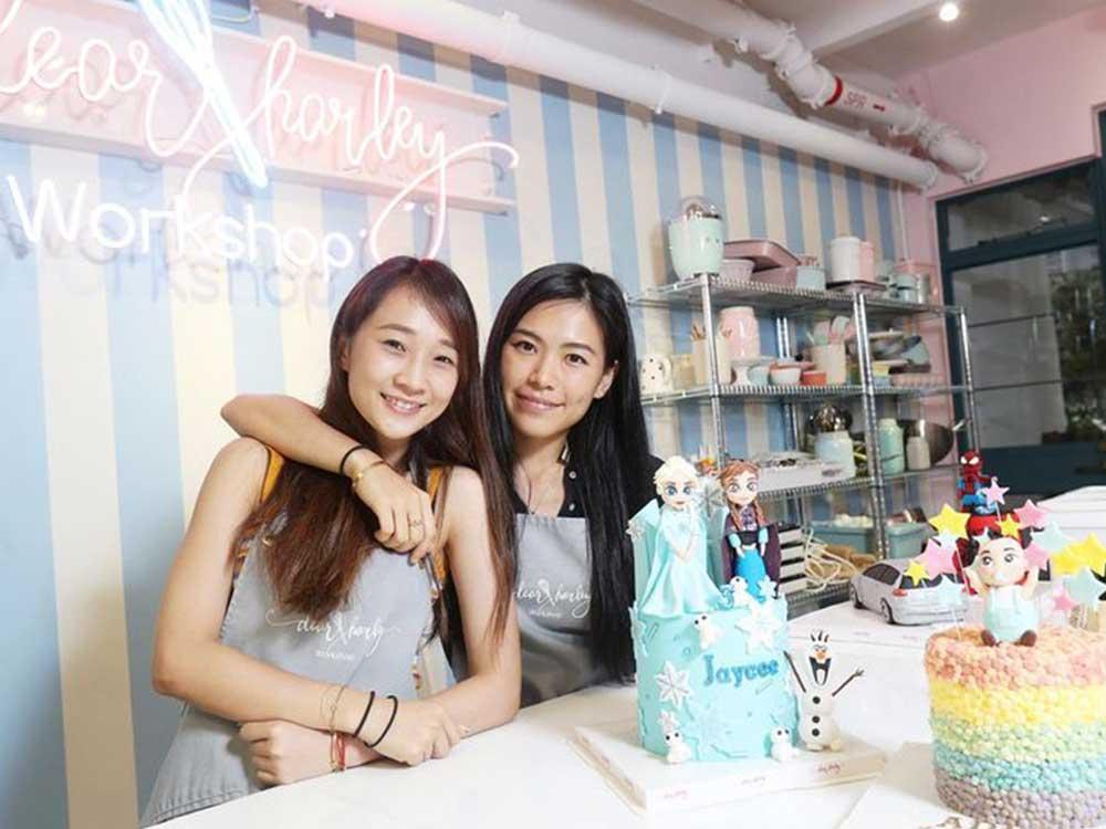 Illusion cake creators