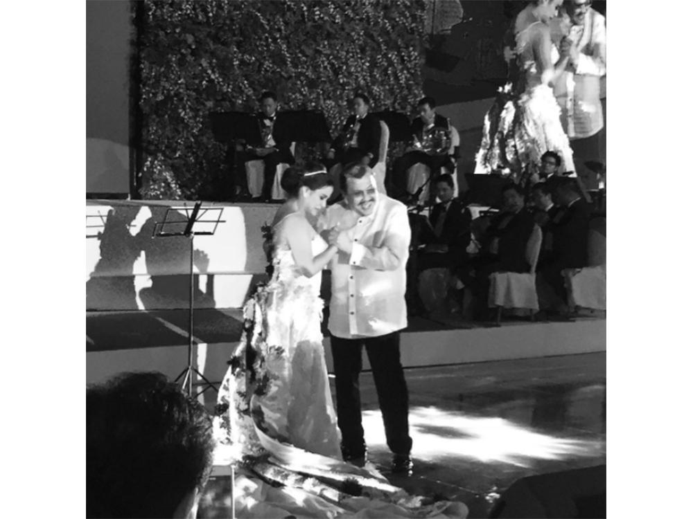 FATHER & DAUGHTER DANCE