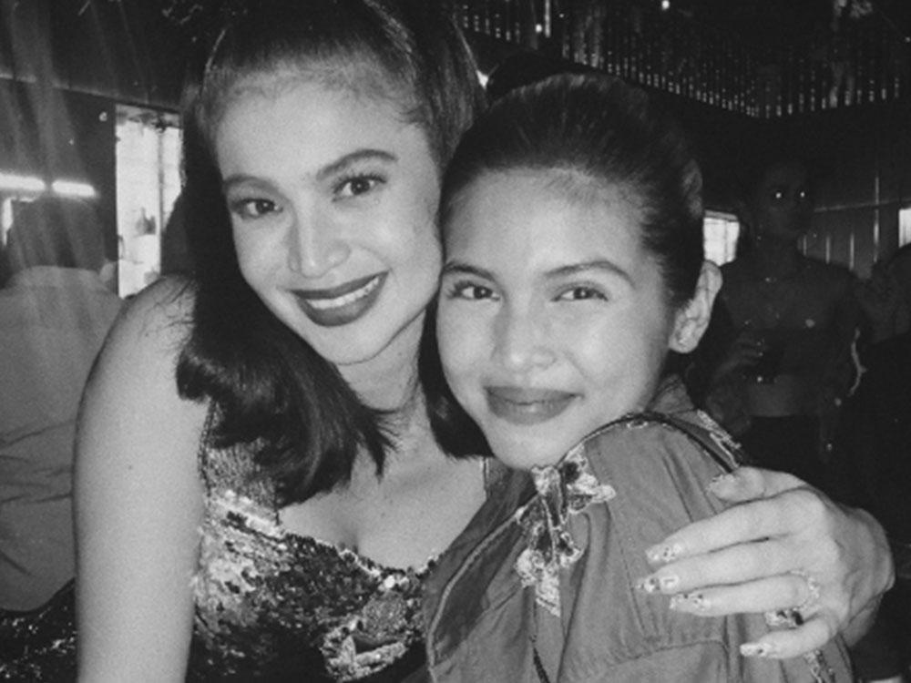 Maine Mendoza with Anne Curtis