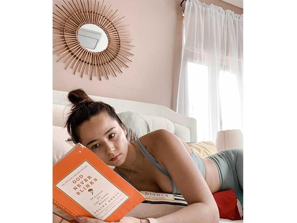 Sophie Albert - Reading