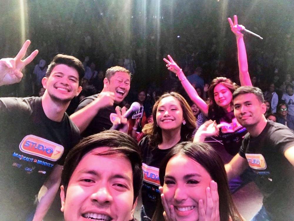 IN PHOTOS: Kapusong Pinoy Studio 7 Musikalye sa Brooklyn | GMA ...