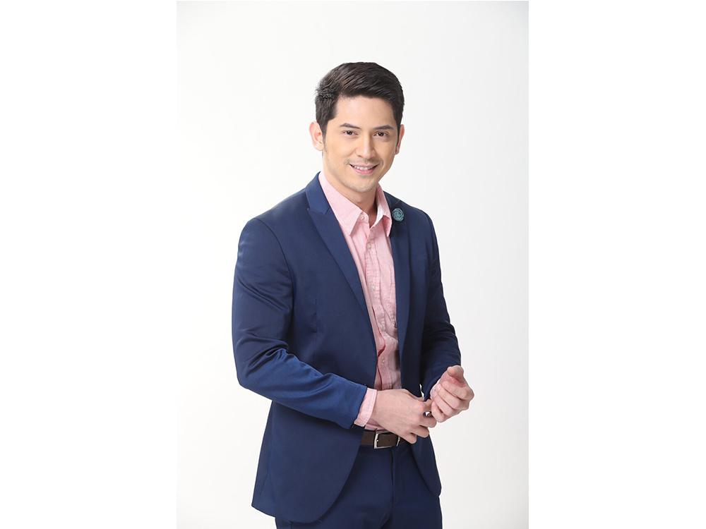 Ahron Villena bilang Gian