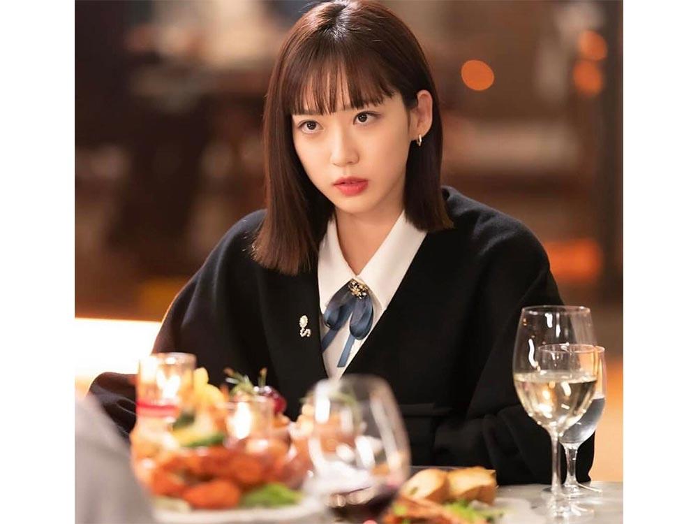 Han Ji Hyun as Stephanie