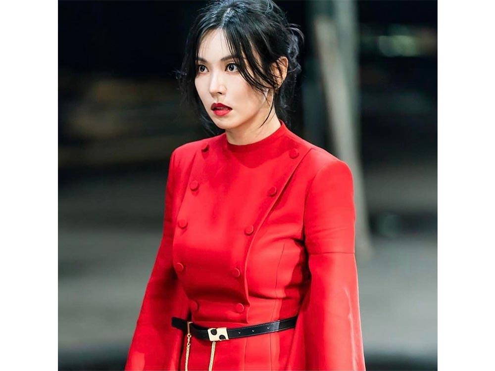 Kim So-yeon as Scarlet