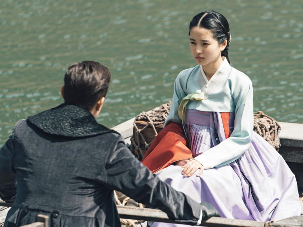 Pag-ibig o paninilbihan?