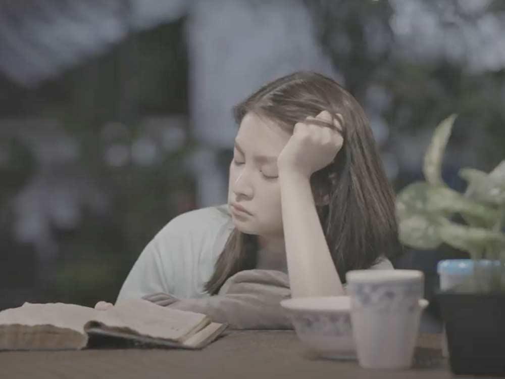 Klay falling asleep raw