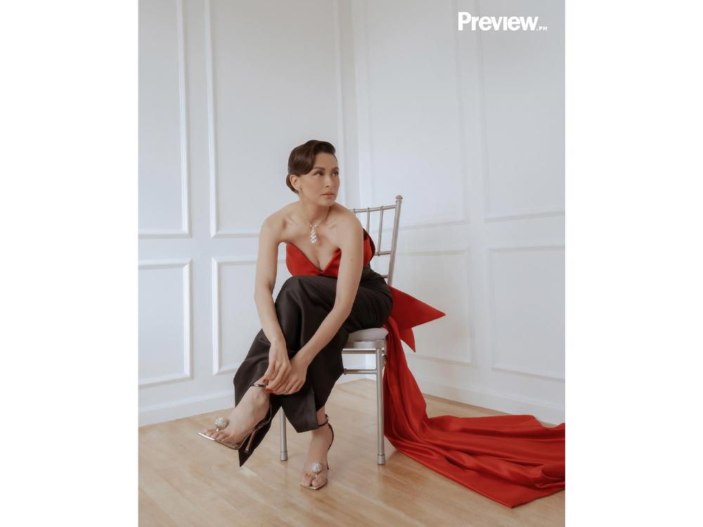 Marian Rivera and Other Celebs Own Balenciaga Hourglass, Here's Price