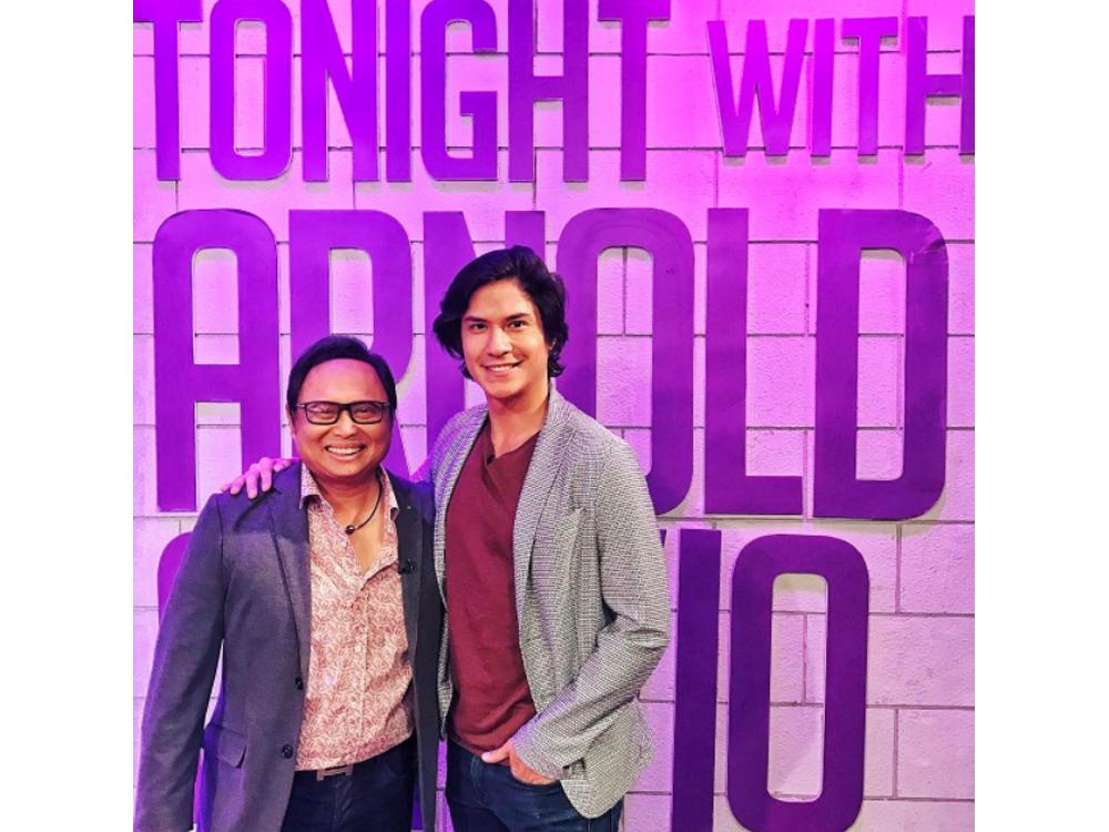 Tonight with Arnold Clavio