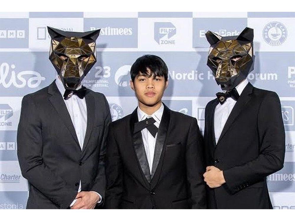 International acclamation