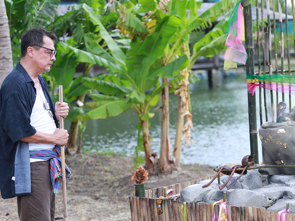 Anant Boonnark as Mr. Tao