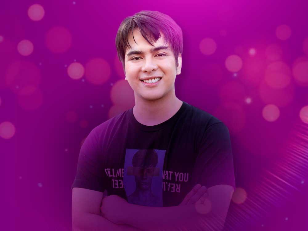 Jerick Dolormente as Lloyd