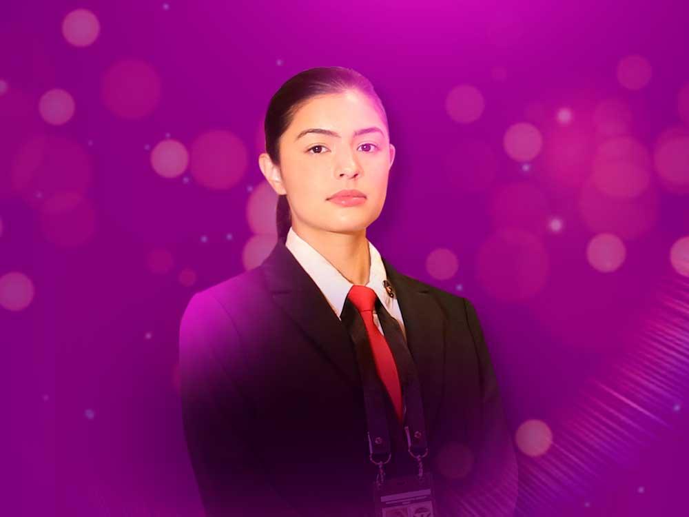 Thia Thomalla as PSG Val