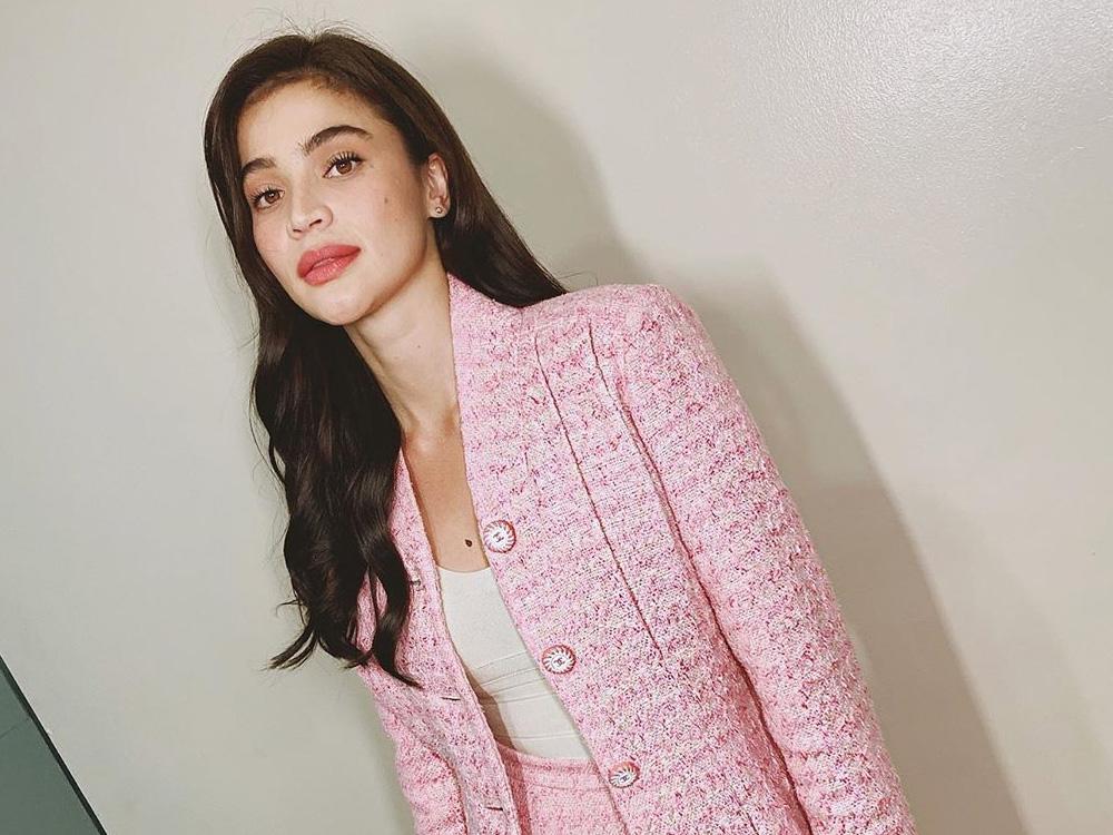Anne Curtis