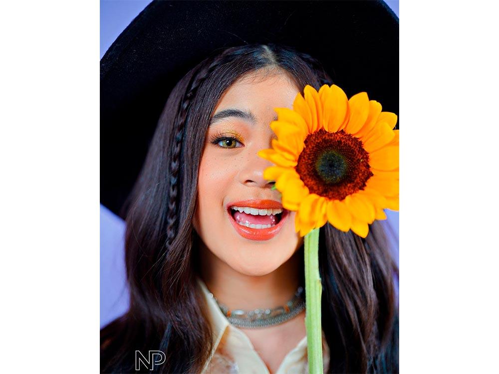 Sunflower-themed photoshoot