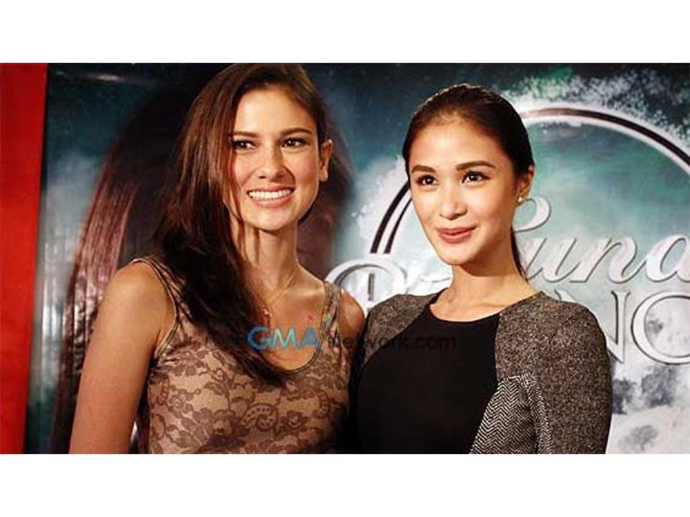 Luna and Blanca in 'Luna Blanca'