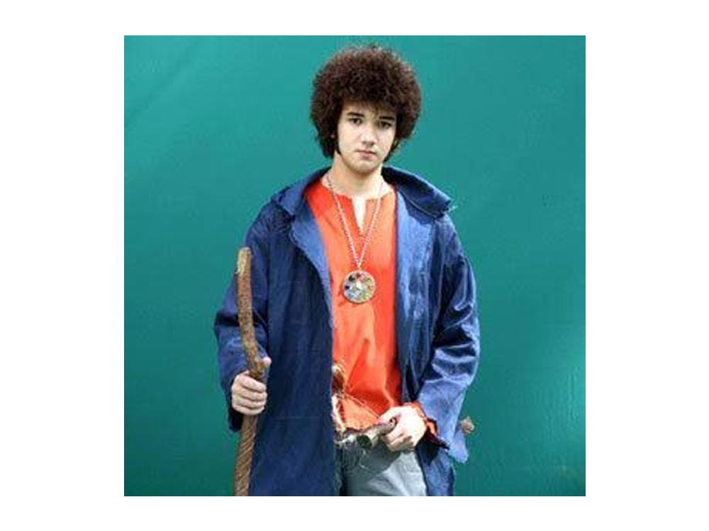 Matt Evans bilang Pedro Penduko