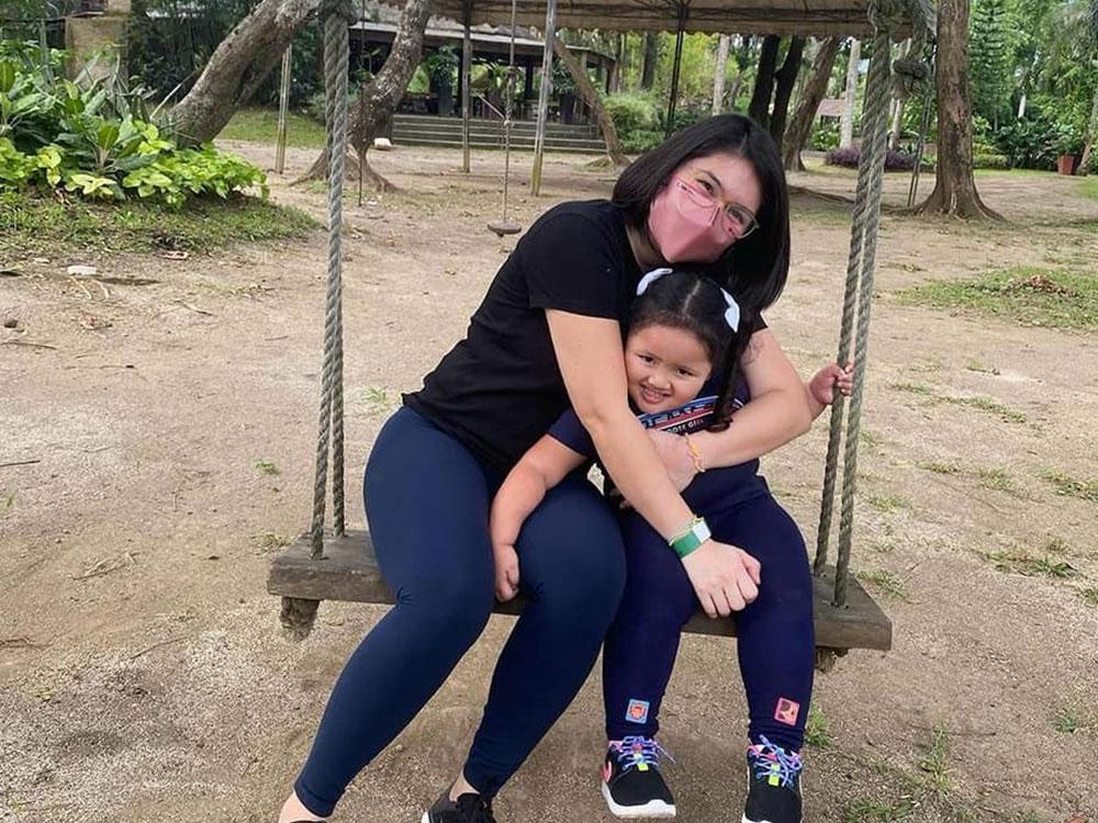 Mommy and daughter team