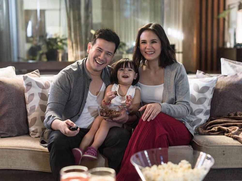 Isabel Oli and John Prats