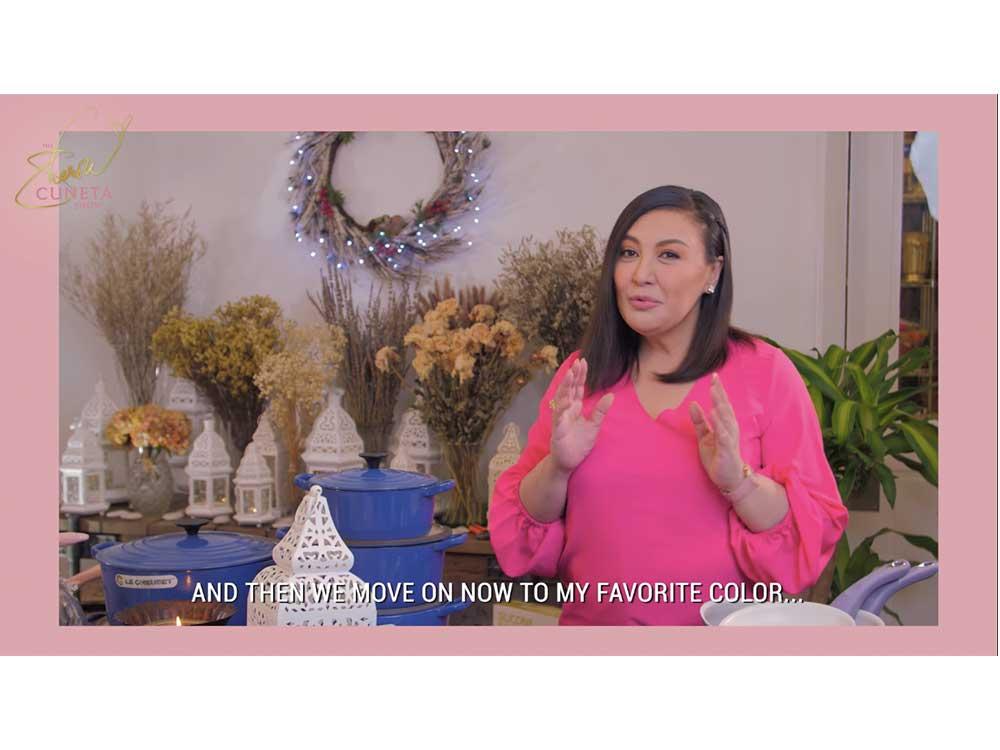 Color-coded kitchenware collection