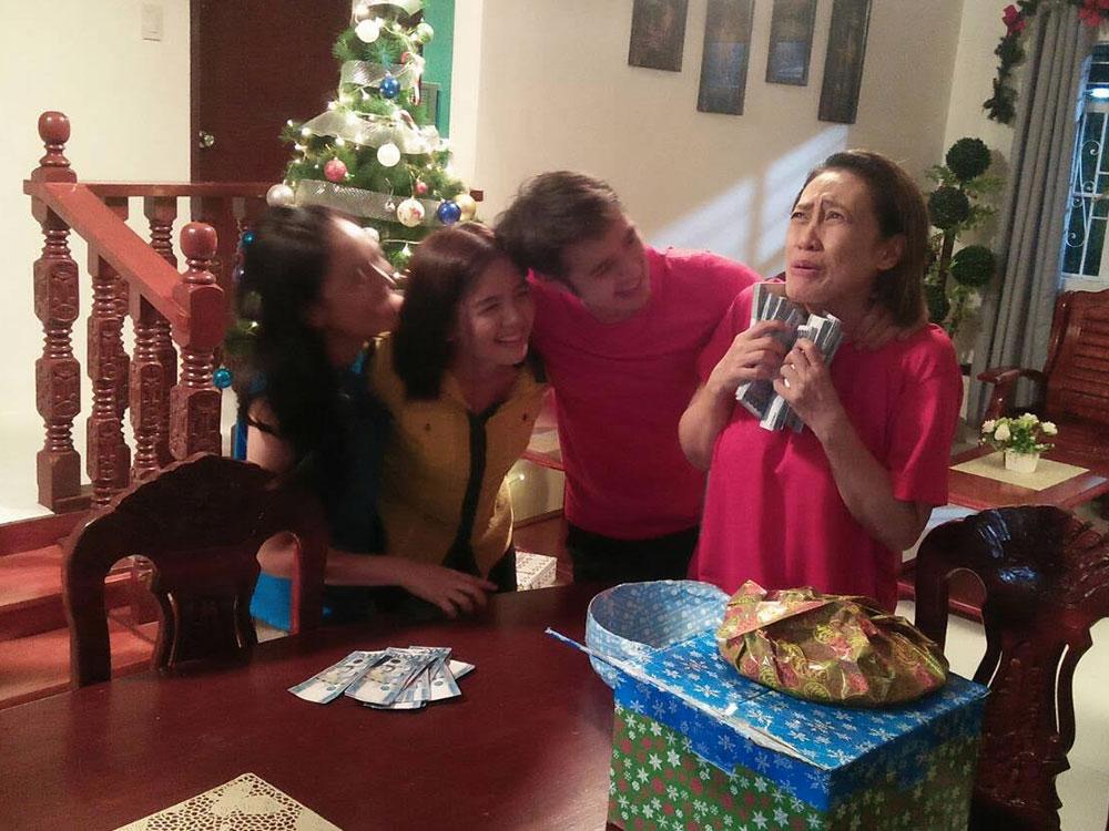 'Isang Milyong Pasasalamat Kay Ina'