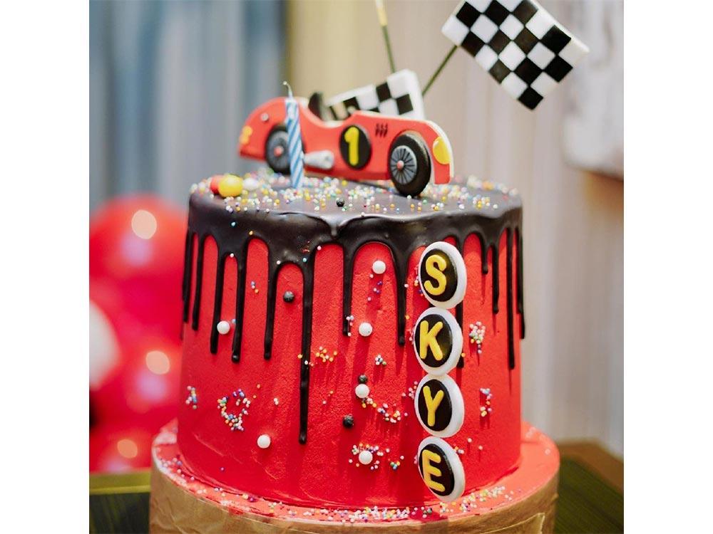 F1 birthday cake