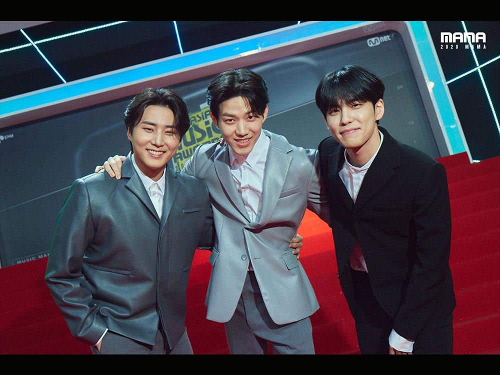 DAY6 win Best Band Performance