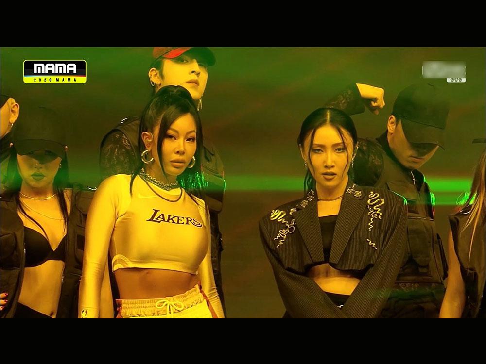 Jessi and Hwasa are the epitomai of #girlpower