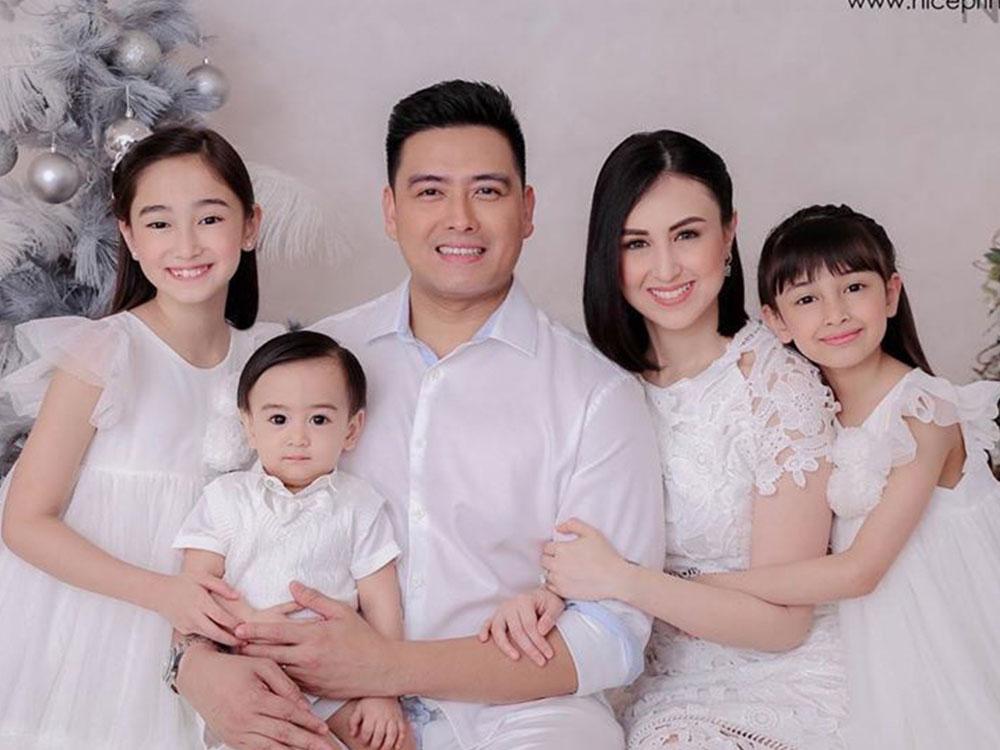 IN PHOTOS: The beautiful family of Alfred Vargas | GMA Entertainment
