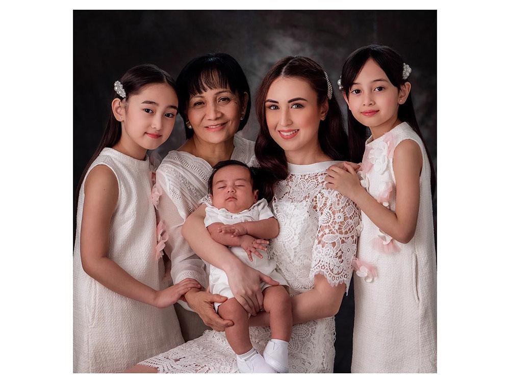 IN PHOTOS: The beautiful family of Alfred Vargas | GMA Entertainment