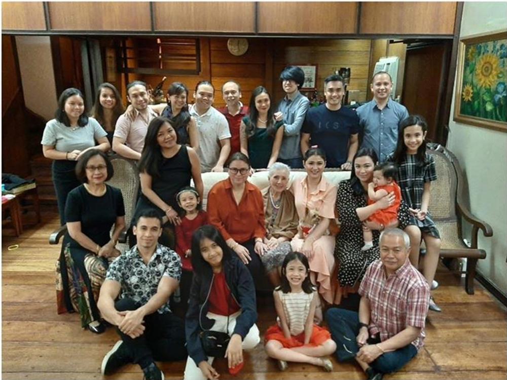 Carla Abellana and family