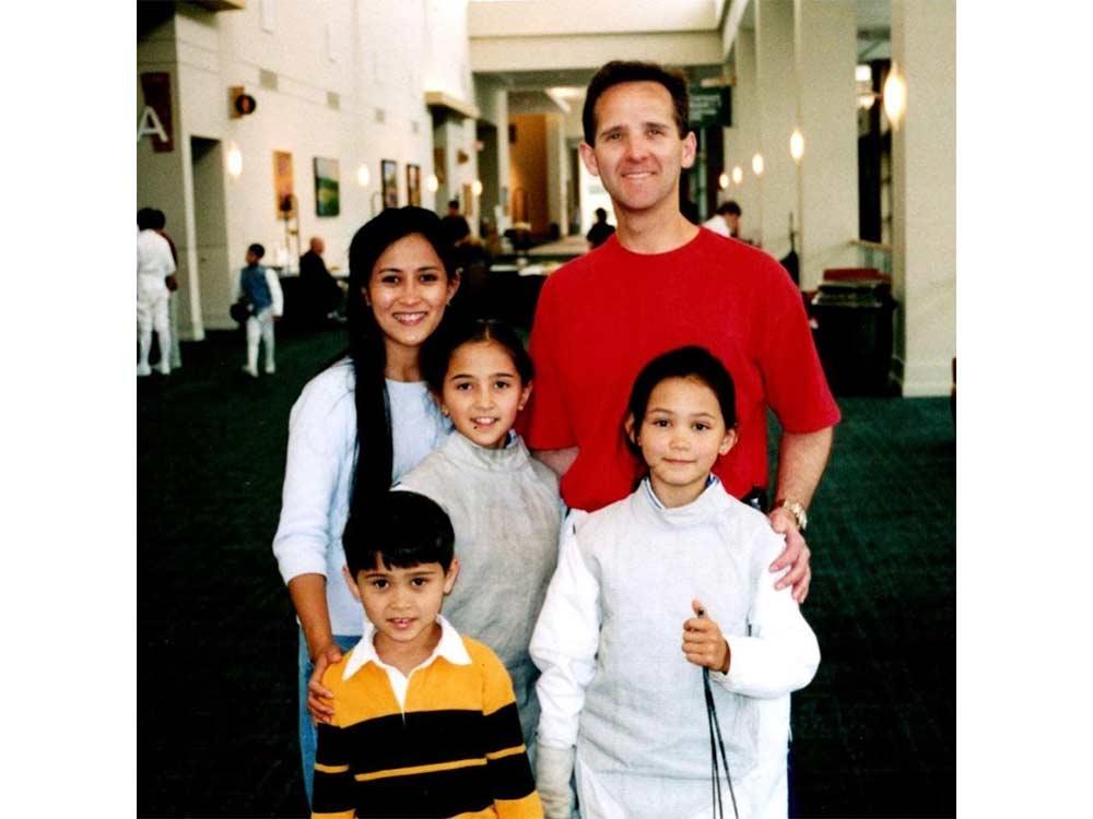 Lee's Filipino roots