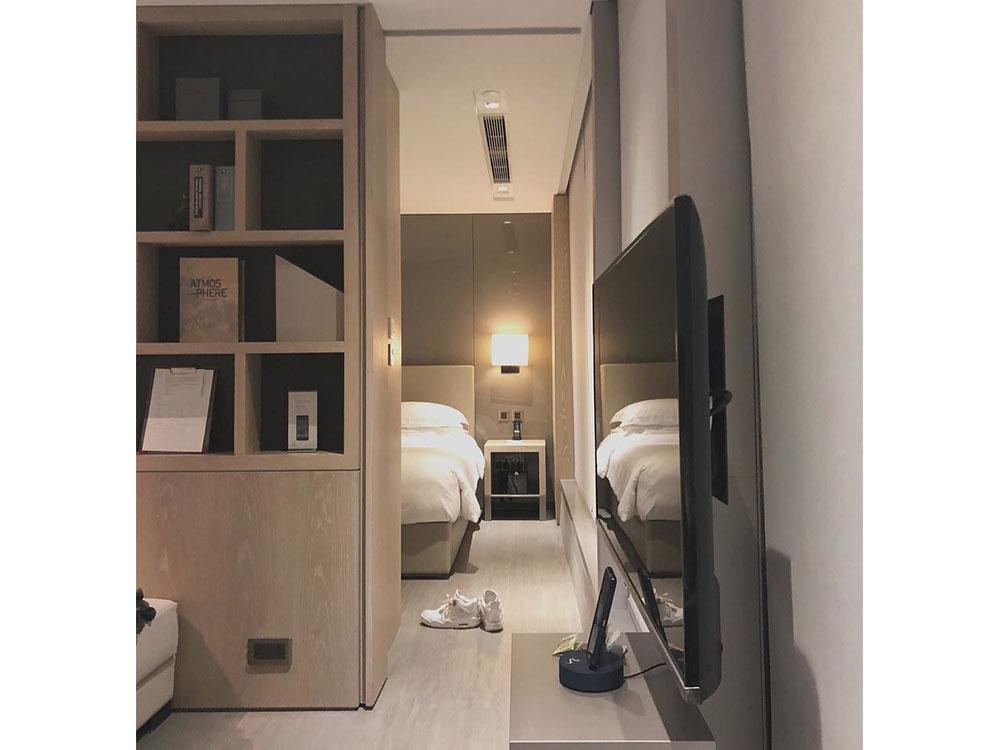 L for Living in Japan