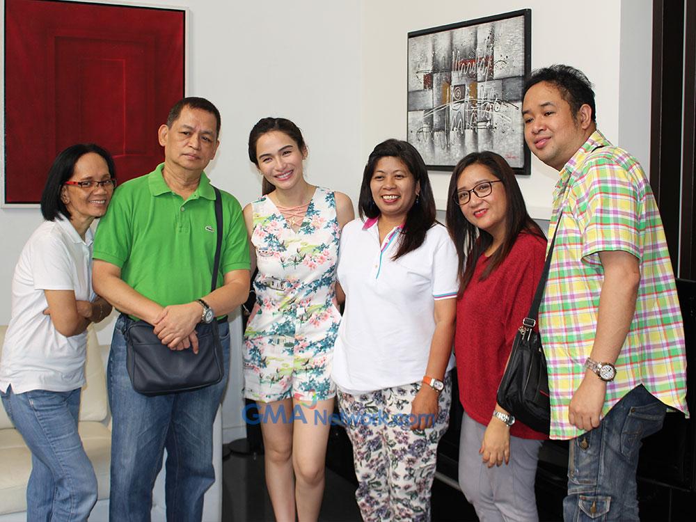 Jennylyn and the press