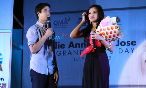 Julie Anne San Jose Grand Fan's Day