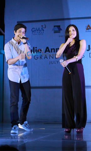 Julie Anne San Jose Grand Fan's Day