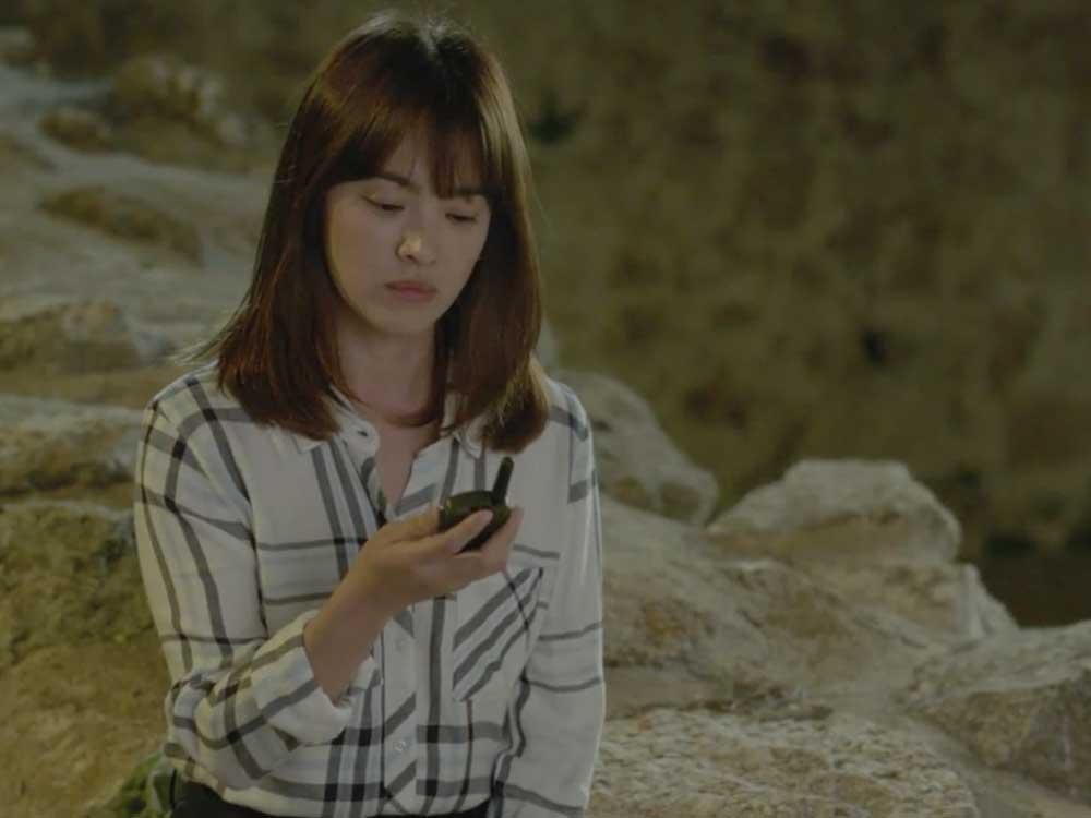 Kang Mo Yeon (Descendants of the Sun)