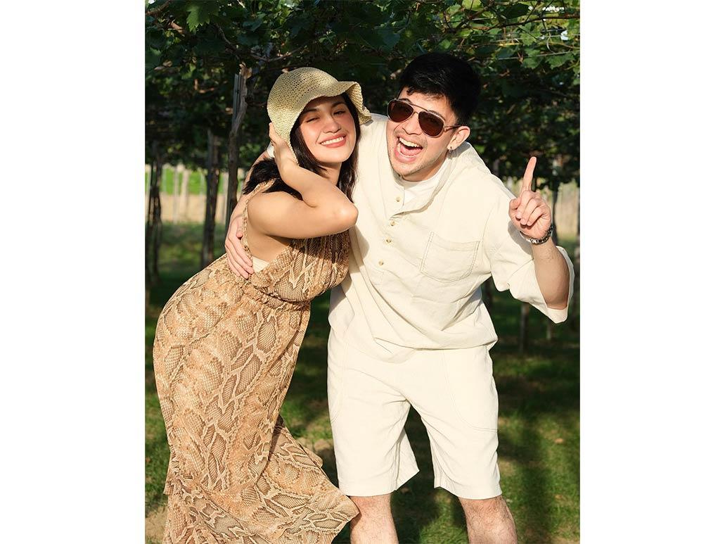 Rayver Cruz and Julie Anne San Jose