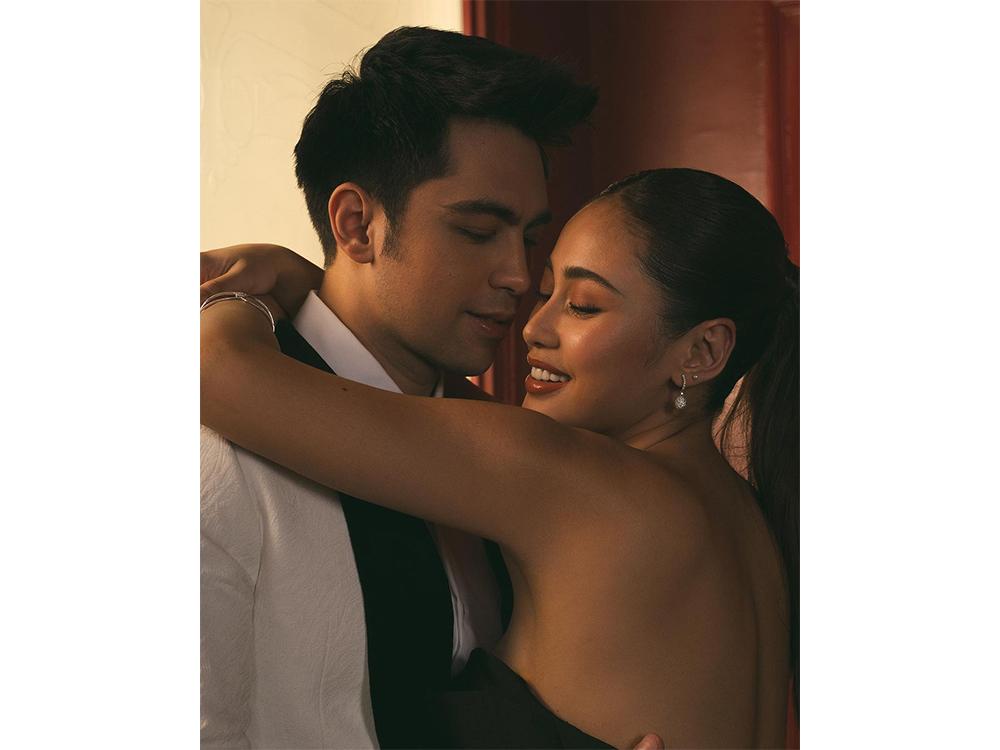 Derrick Monasterio and Elle Villanueva